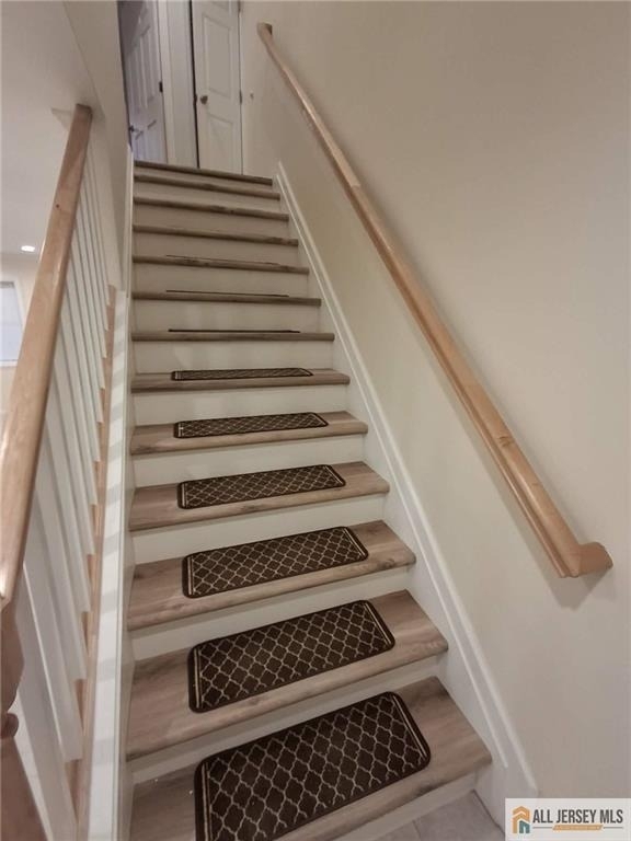 49 Hillside Avenue - Photo 2
