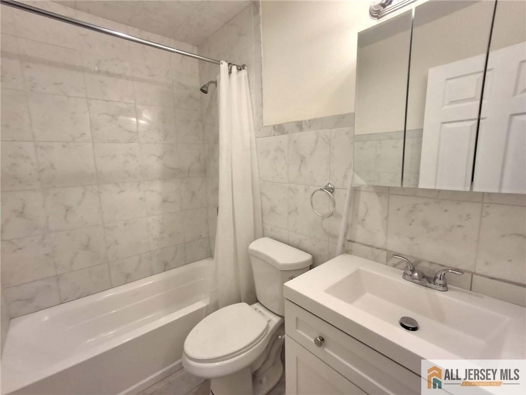 49 Hillside Avenue - Photo 1
