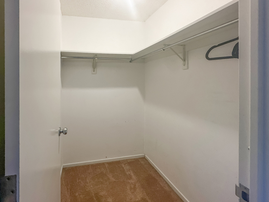801 S Plymouth Court - Photo 14