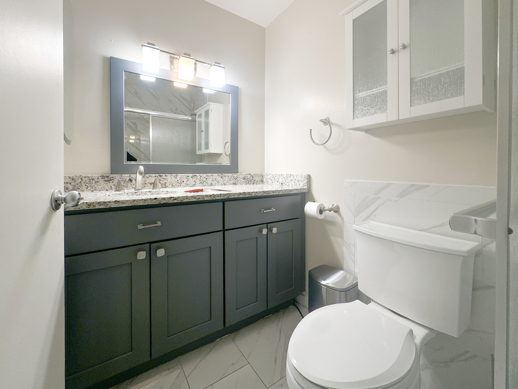 801 S Plymouth Court - Photo 9