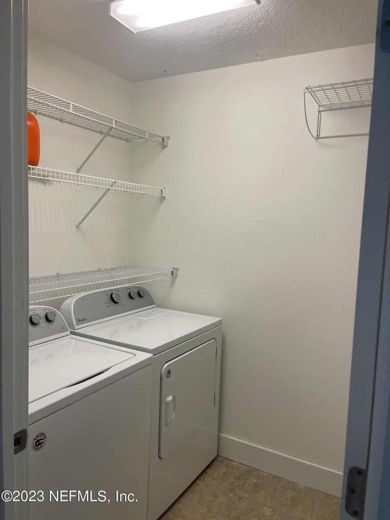 7003 Butterfield Court - Photo 16
