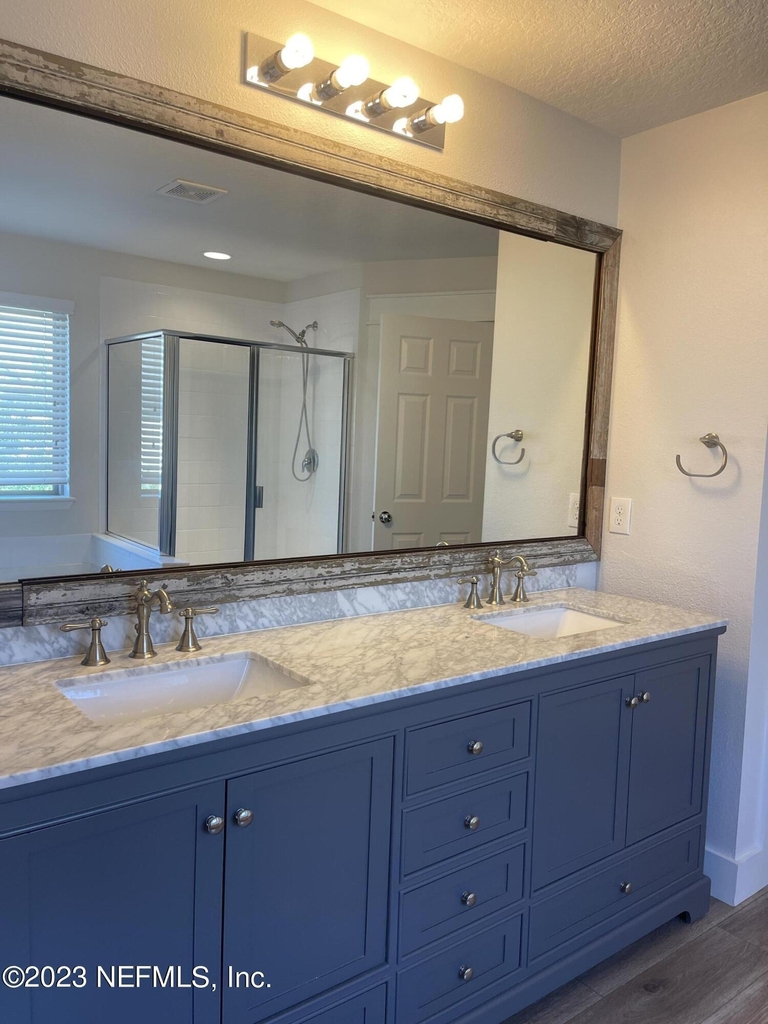 7003 Butterfield Court - Photo 13