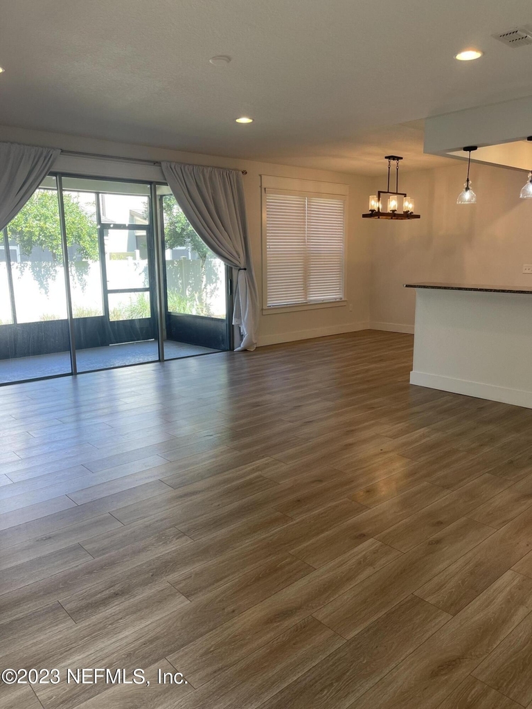 7003 Butterfield Court - Photo 6