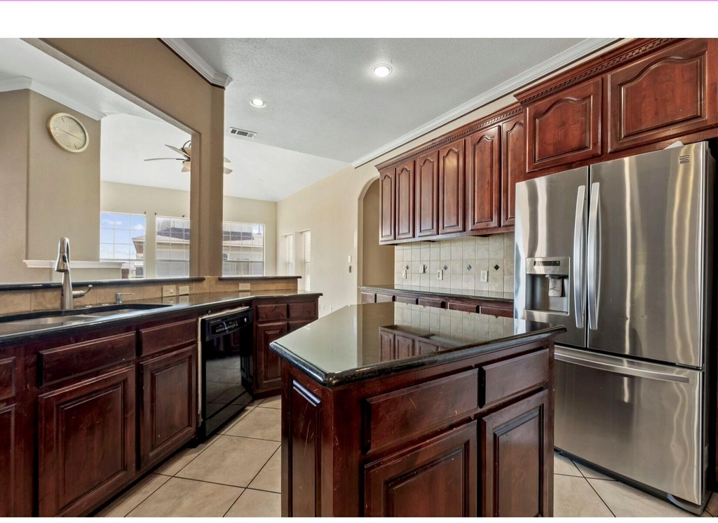 12015 Arnhamn Ln - Photo 15