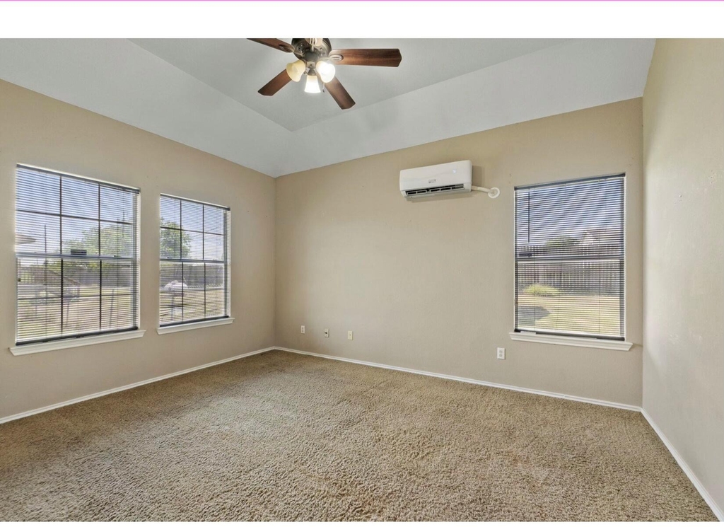 12015 Arnhamn Ln - Photo 17