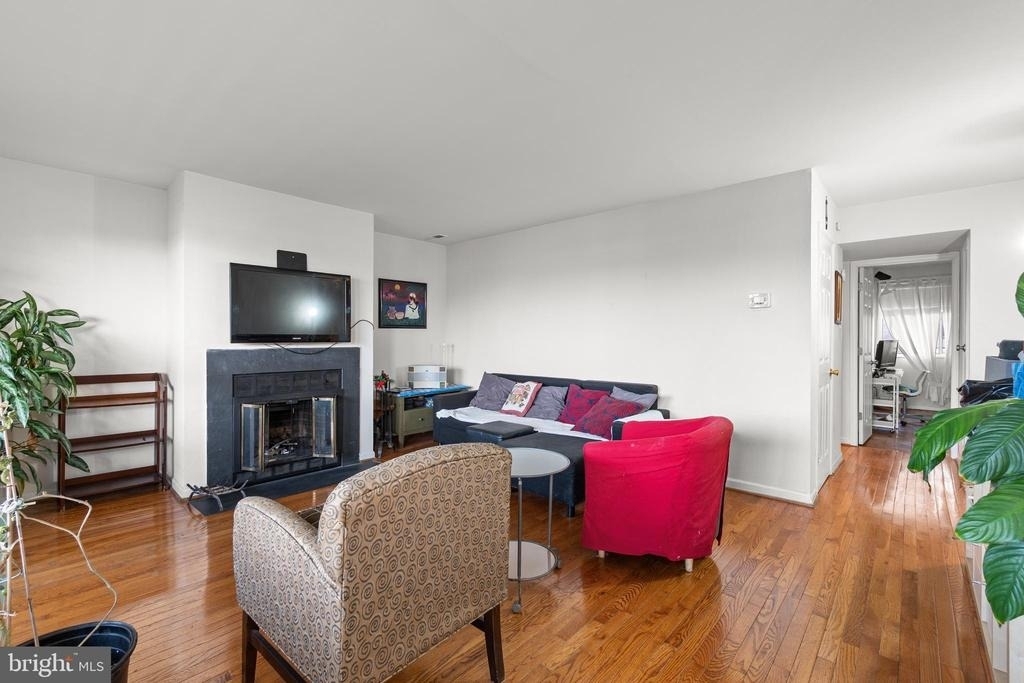 7244 Donnell Place - Photo 6