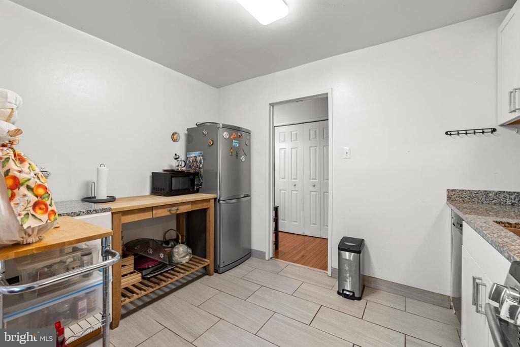 7244 Donnell Place - Photo 3