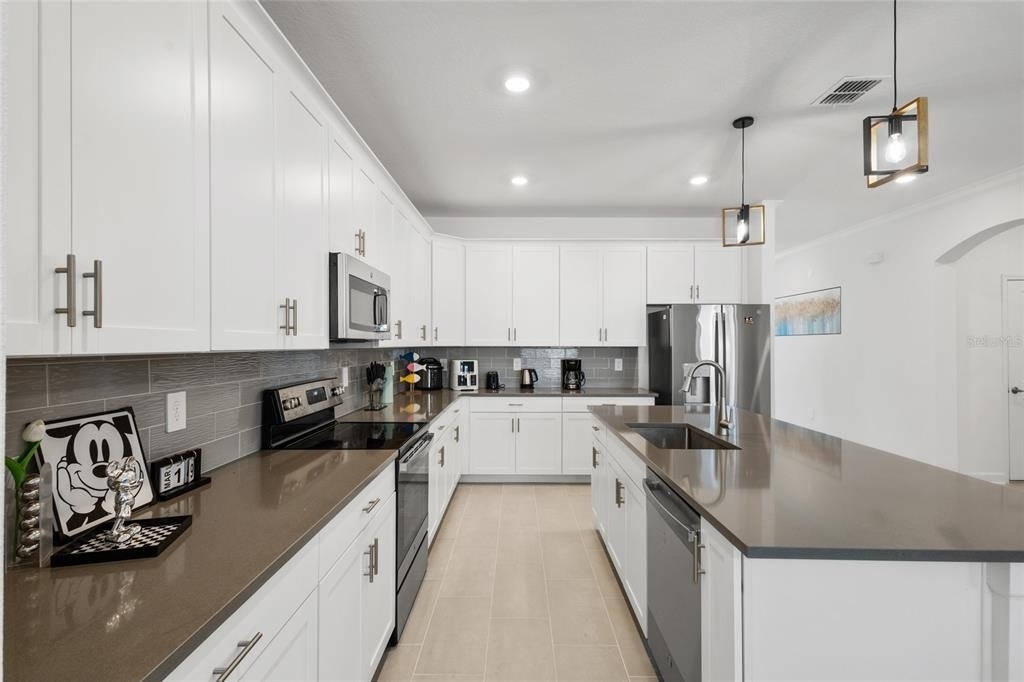 8931 Takeaway Way - Photo 15