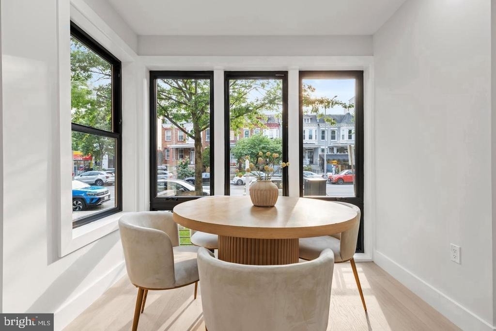 3923 14th Street Nw - Photo 8