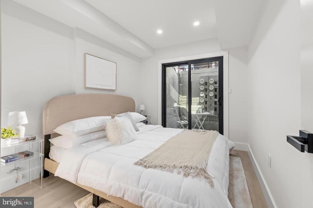 3923 14th Street Nw - Photo 15