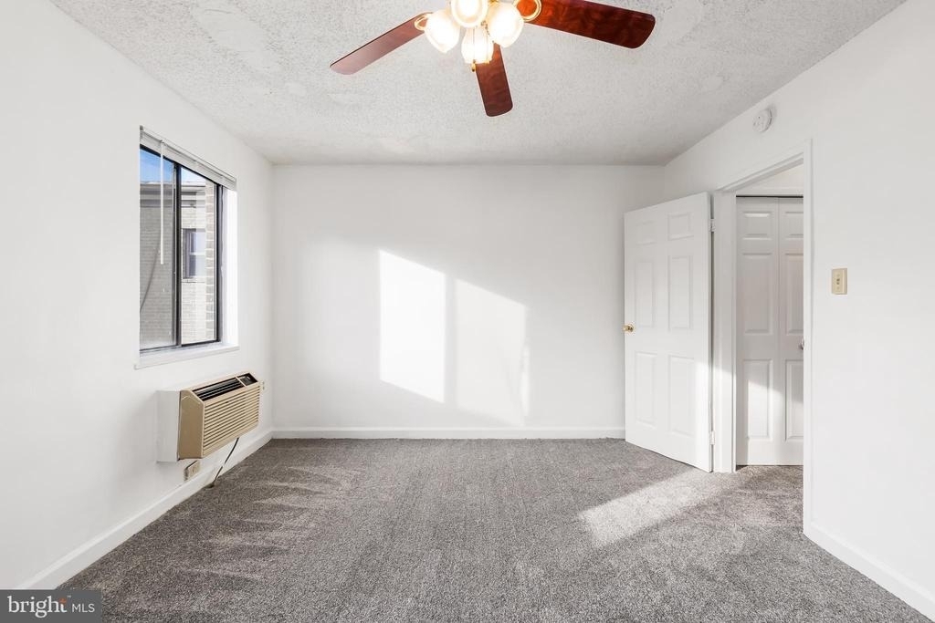 4717 1st Street Sw - Photo 11