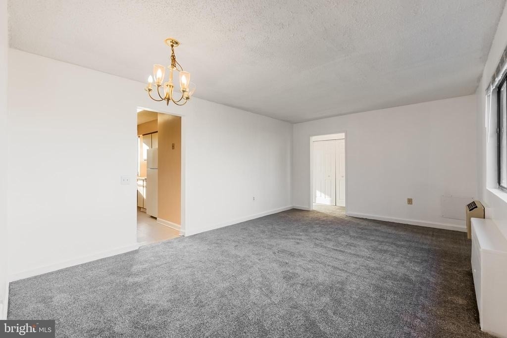 4717 1st Street Sw - Photo 3
