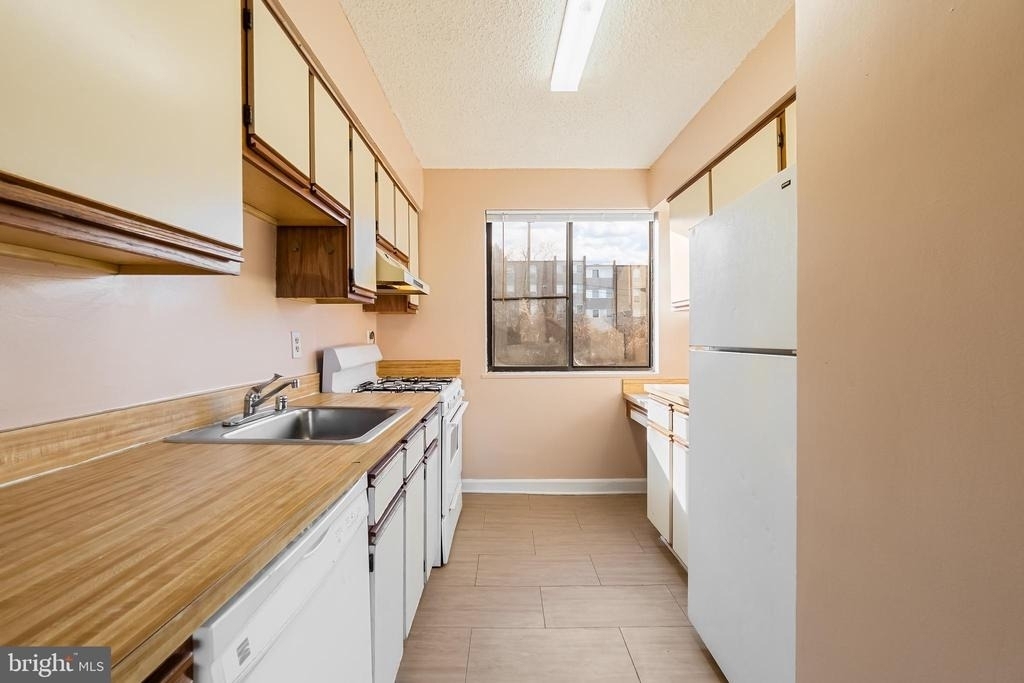 4717 1st Street Sw - Photo 4