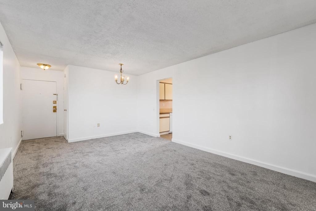 4717 1st Street Sw - Photo 2
