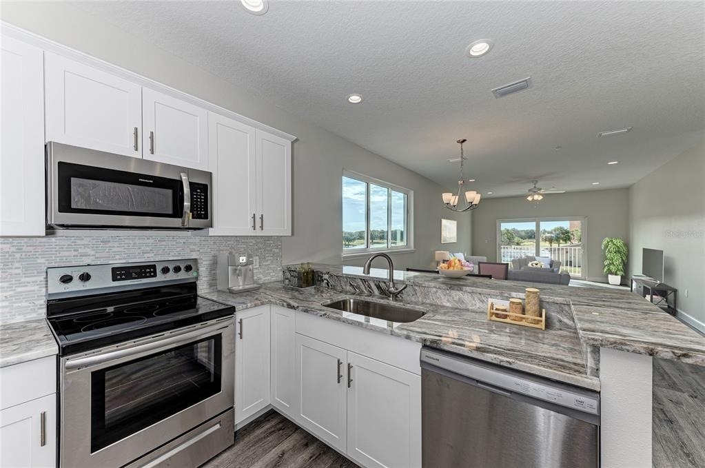 2225 14th Avenue W - Photo 2
