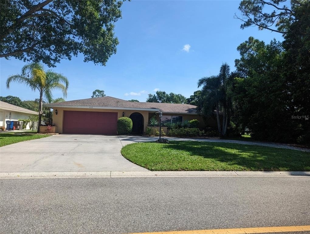 5409 Palm Aire Drive - Photo 0