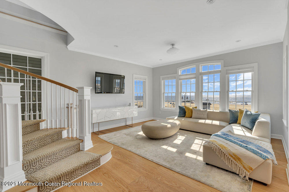 1302 Ocean Avenue - Photo 35