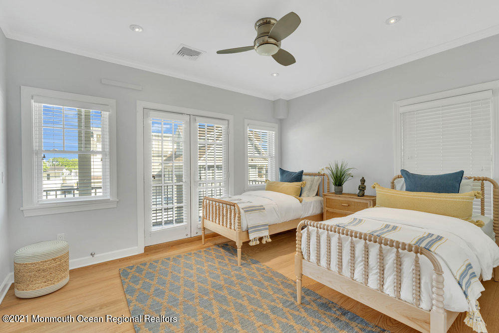 1302 Ocean Avenue - Photo 37