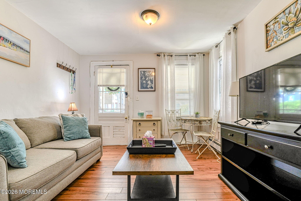 19 Webb Avenue - Photo 9