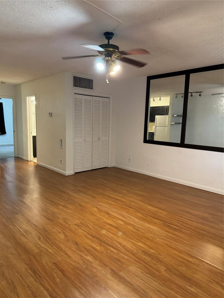 6200 Ne 22nd Way - Photo 5