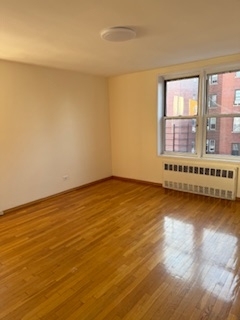 759 East 10th Street - Photo 4
