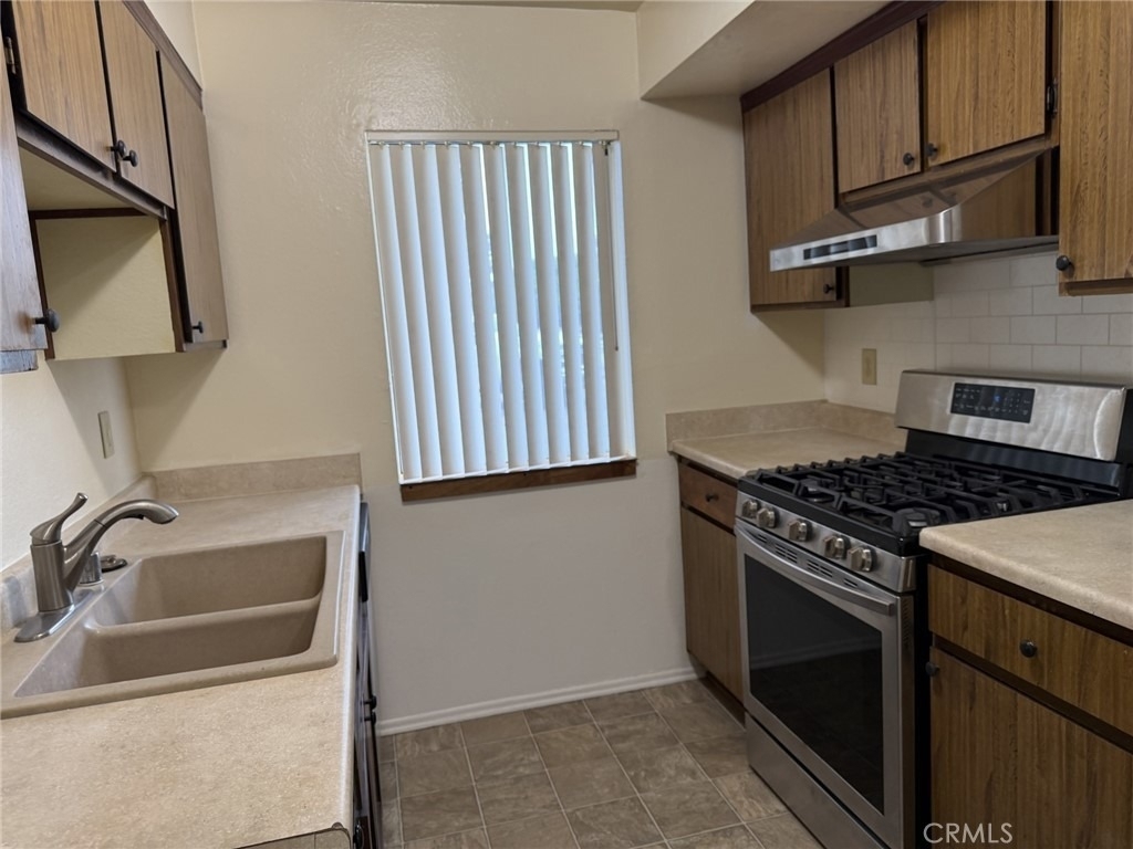 9090 Colony Place - Photo 3