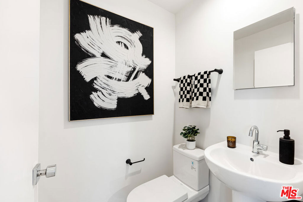 222 N Coronado Street - Photo 12