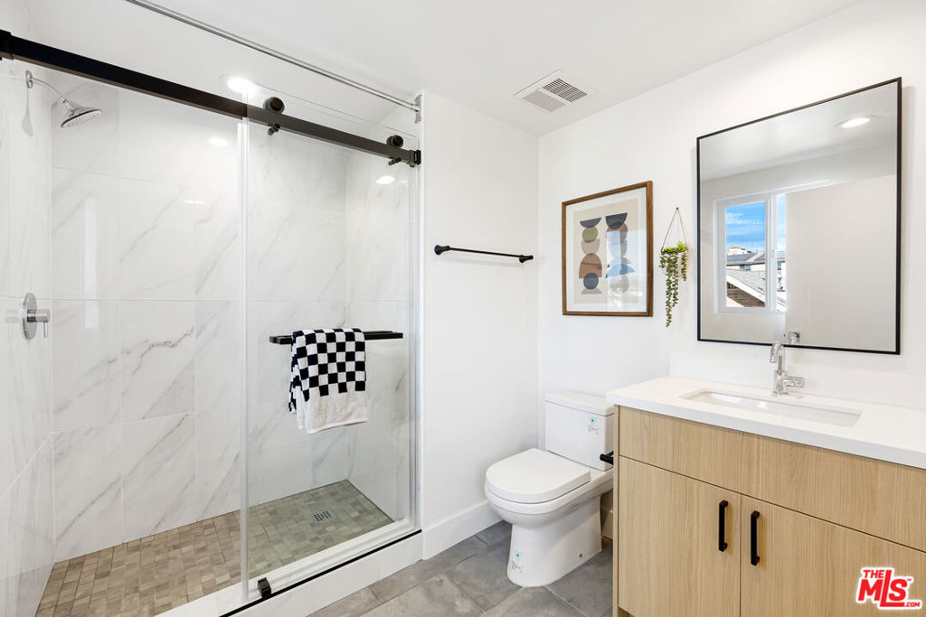 222 N Coronado Street - Photo 9