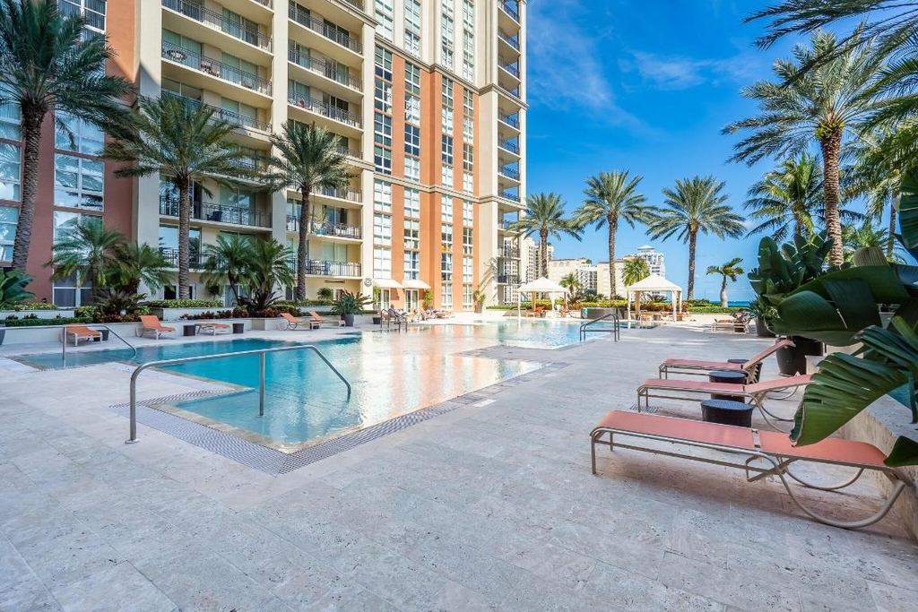 550 Okeechobee Boulevard - Photo 17