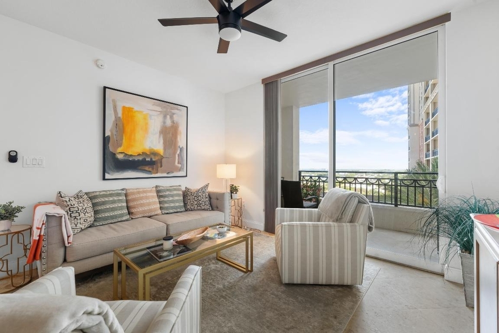 550 Okeechobee Boulevard - Photo 4