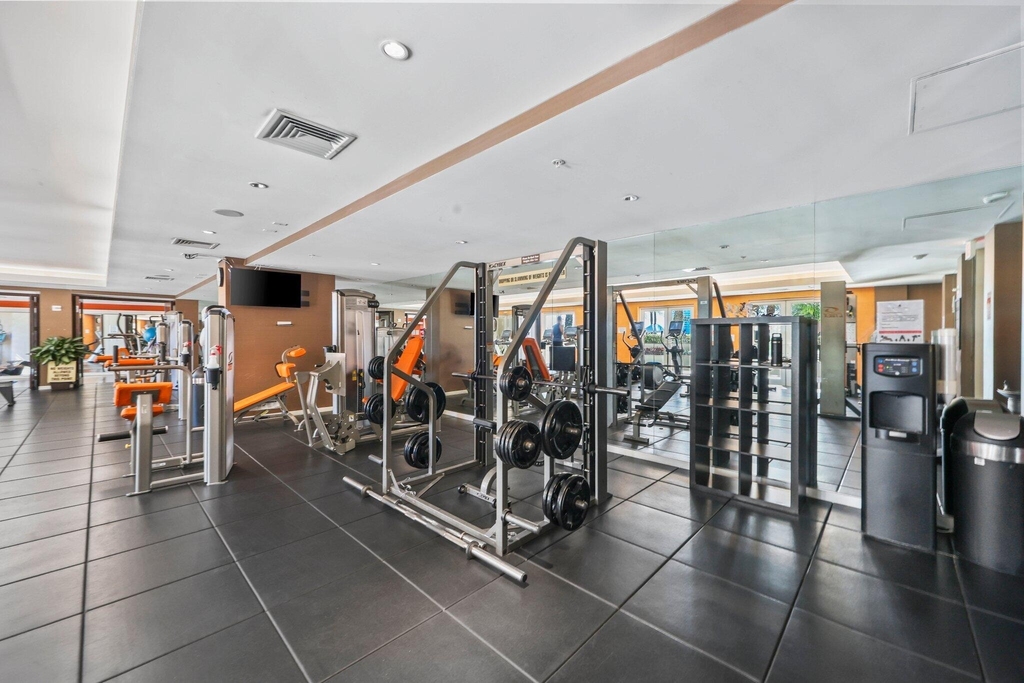 550 Okeechobee Boulevard - Photo 33