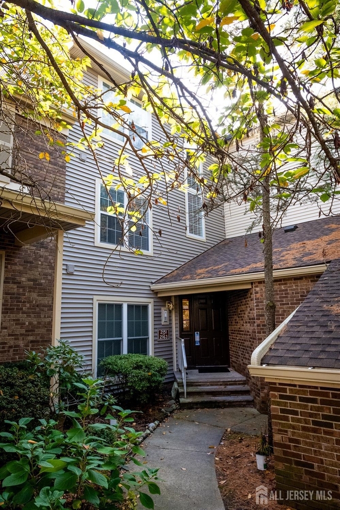 2162 Ash Court - Photo 1
