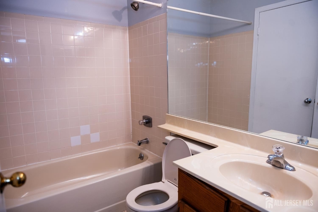 2162 Ash Court - Photo 9