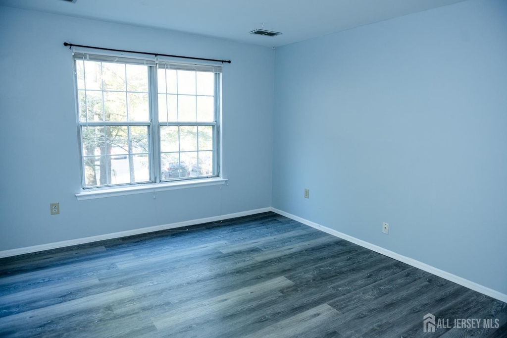 2162 Ash Court - Photo 11