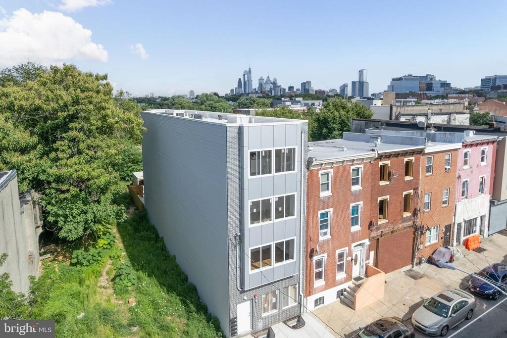 653 N Preston Street - Photo 13