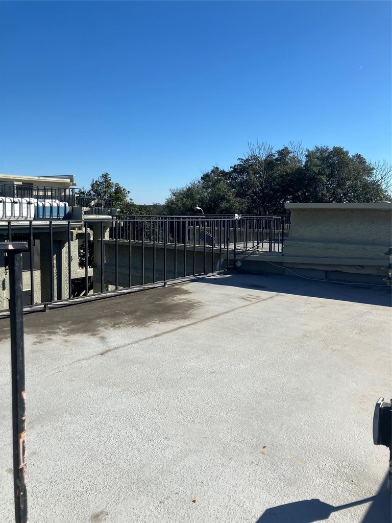 5914 Lago Vista Way - Photo 15