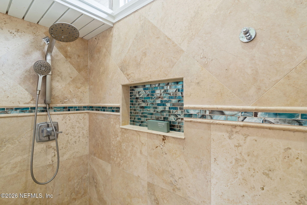 2337 Seminole Road - Photo 18