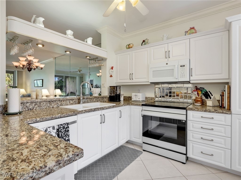 725 Saratoga Circle - Photo 8