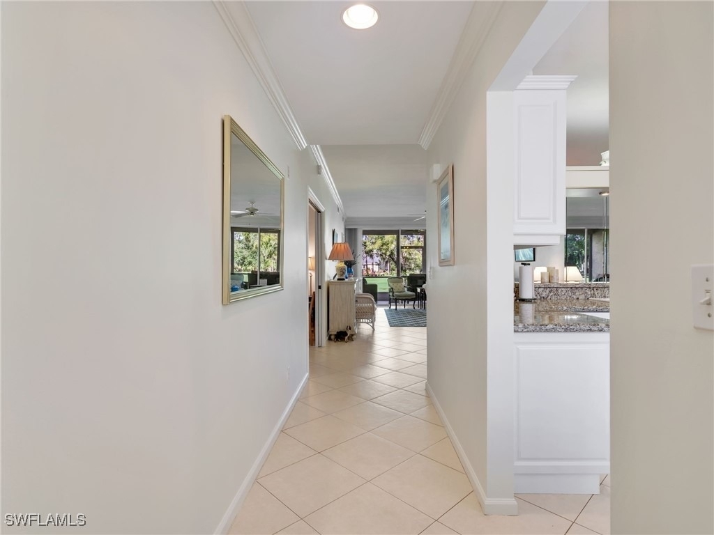 725 Saratoga Circle - Photo 9