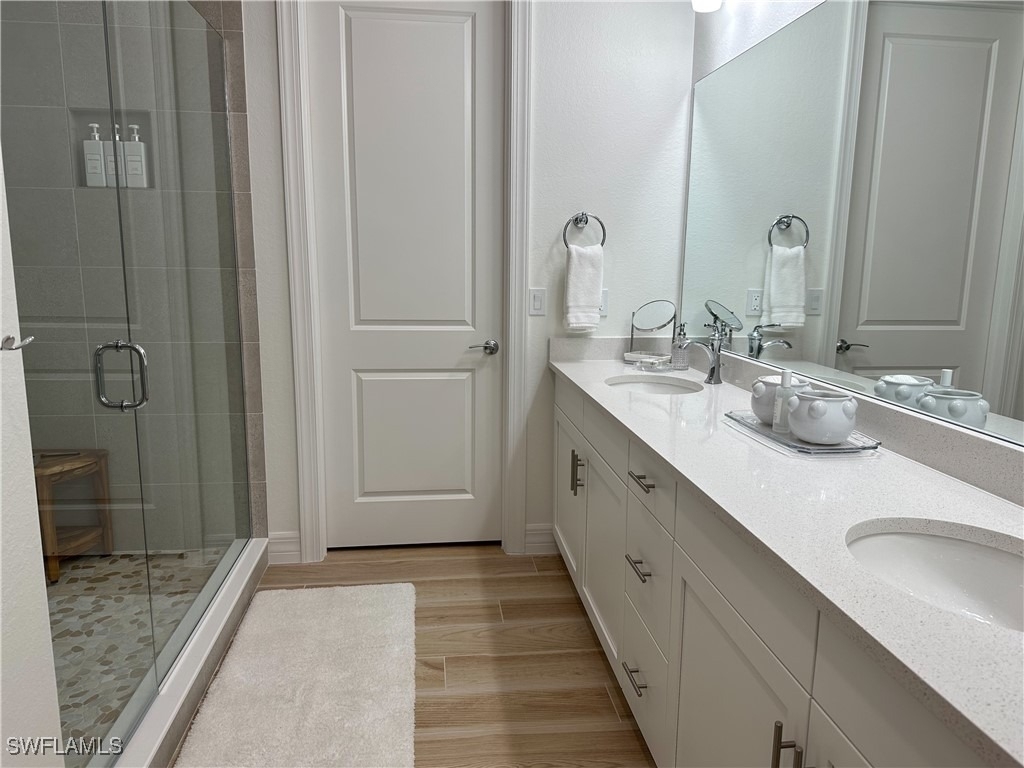 207 Indies Dr E - Photo 11