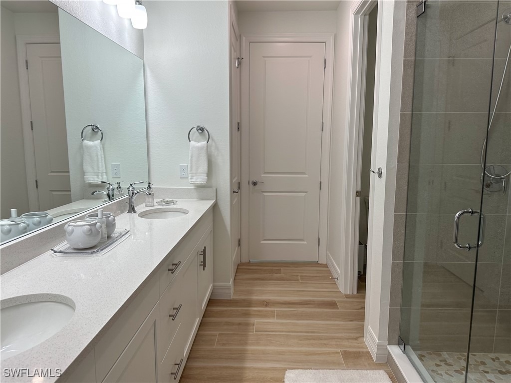 207 Indies Dr E - Photo 12
