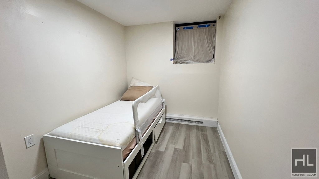 798 Miller Avenue - Photo 8