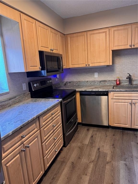 8800 Bardmoor Boulevard - Photo 2