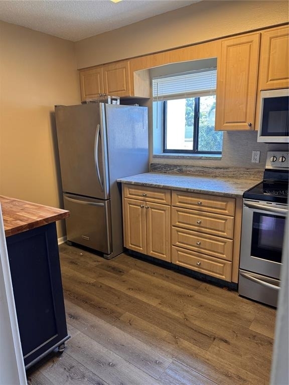 8800 Bardmoor Boulevard - Photo 3
