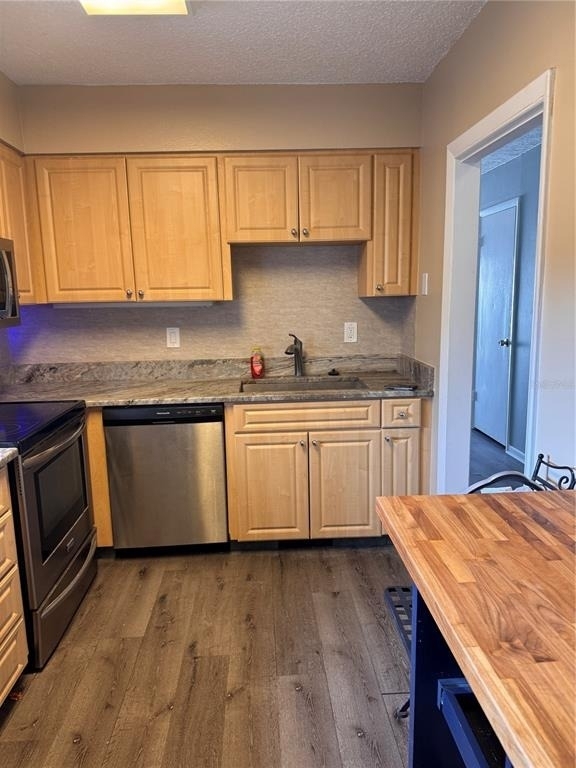 8800 Bardmoor Boulevard - Photo 1