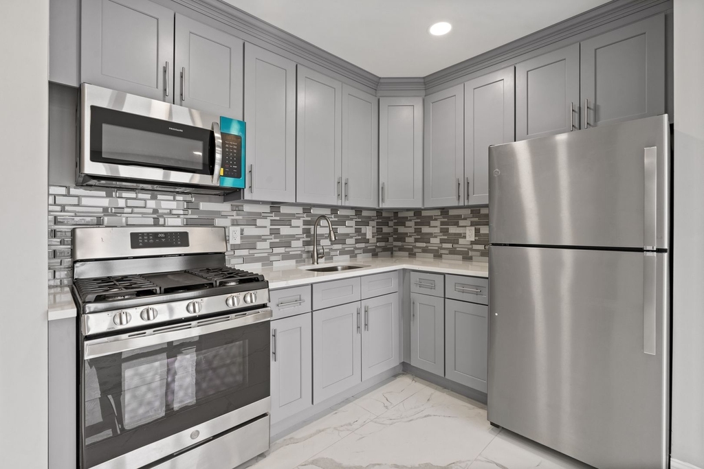 87-57 150th street - Photo 1