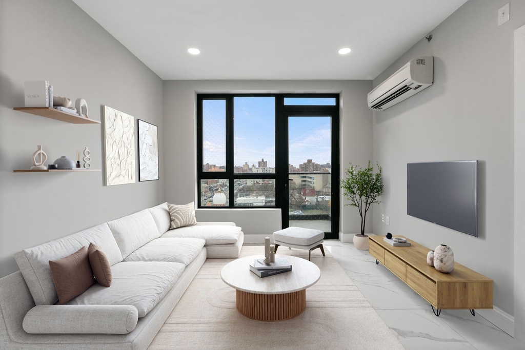 87-57 150th street - Photo 2