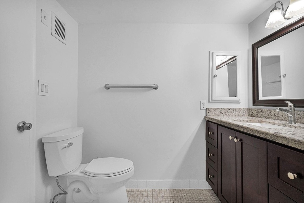 9 Ne 19th Court - Photo 3