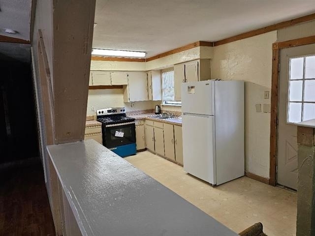 13022 N State Highway 121 - Photo 4