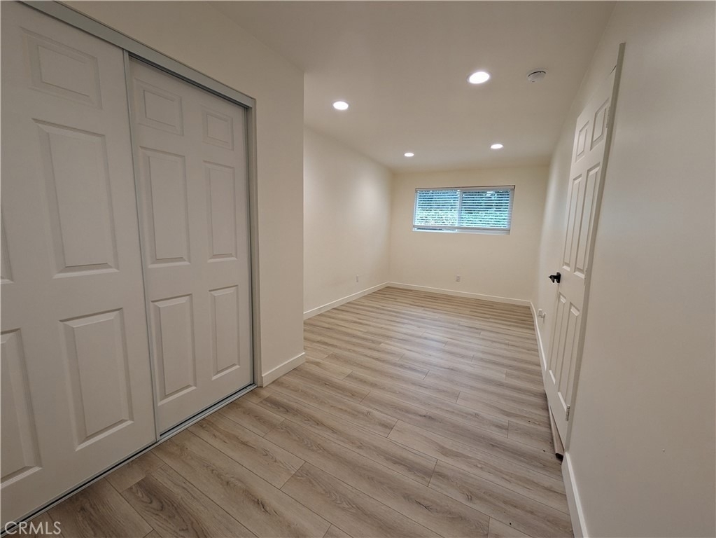 200 E Phillips St - Photo 6